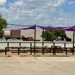 Celis Brewery - Outdoor Seating