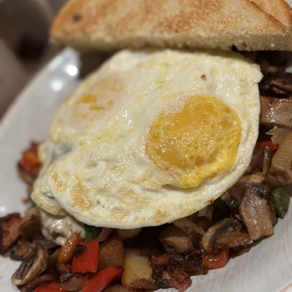 Eggington’s - Cowboy skillet - Breakfast & Brunch Near Me - Santa Ynez, California Eggington’s - Cowboy skillet - Breakfast & Brunch Near Me - Santa Ynez, California