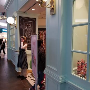 Lolli and Pops - Chocolatiers & Shops Near Me - Natick, Massachusetts