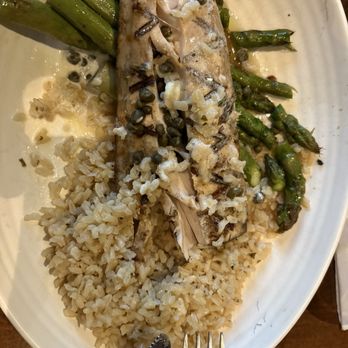 Salt Creek Grille - Mahi Mahi over brown rice with asparagus - New American Near Me - Princeton, New Jersey