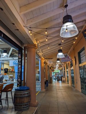 Fishbone Kitchen by null