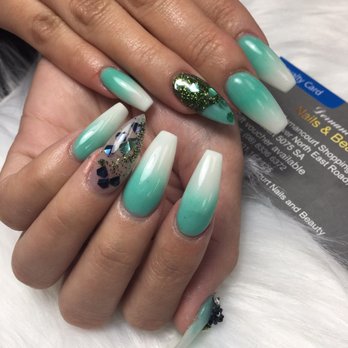 Dernancourt Nails & Beauty - Full set Ombré with some degin - Eyelash Service Near Me - Dernancourt, SA Dernancourt Nails & Beauty - Full set Ombré with some degin - Eyelash Service Near Me - Dernancourt, SA