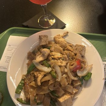 26 Thai Kitchen & Bar - Midtown - Drunken Noodle **at colony sq - Thai Near Me - Atlanta, Georgia