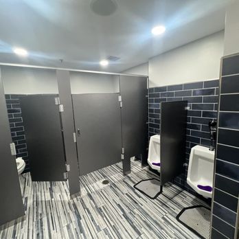 Jerry's Seafood - Bathroom - Seafood Near Me - Bowie, Maryland