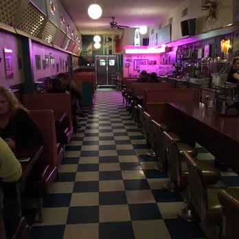 Dadeo - Dadeos interior - Southern Near Me - Edmonton, Alberta Dadeo - Dadeos interior - Southern Near Me - Edmonton, Alberta