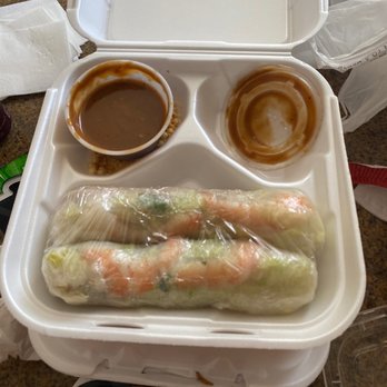 Crawfish Noodle & Grill - Fresh Spring Rolls w/ Peanut Sauce - Cajun/Creole Near Me - Modesto, California