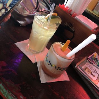 Burrito Bar - Margaritas both regular and frozen - Mexican Near Me - Brooklyn, New York Burrito Bar - Margaritas both regular and frozen - Mexican Near Me - Brooklyn, New York