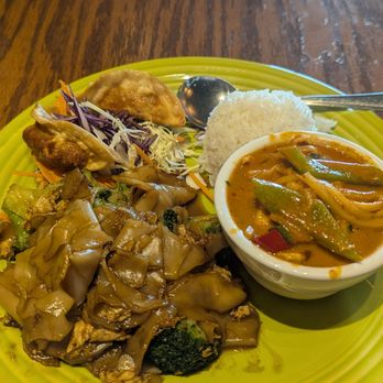 Thai Wisdom Bistro - Thai Near Me - Kirkland, Washington Thai Wisdom Bistro - Thai Near Me - Kirkland, Washington