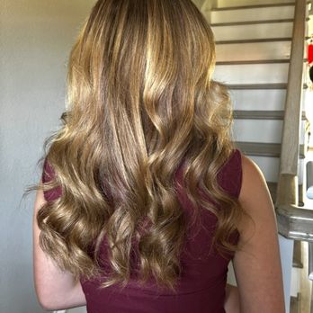 Drybar - No heat on the ends of her hair left it looking frizzy. - Blow Dry/Out Services Near Me - Newport Beach, California Drybar - No heat on the ends of her hair left it looking frizzy. - Blow Dry/Out Services Near Me - Newport Beach, California