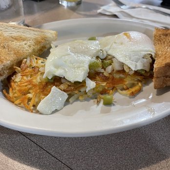 The Main Cafe - Hash Brown Duet! - Cafes Near Me - Stillwater, Minnesota