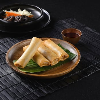 Dainty Dumpling House - Vegetarian Spring Rolls - Shanghainese Near Me - Haymarket, NSW