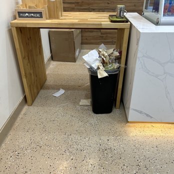 iSee Cream - Trash overflows - Ice Cream & Frozen Yogurt Near Me - Pleasanton, California iSee Cream - Trash overflows - Ice Cream & Frozen Yogurt Near Me - Pleasanton, California