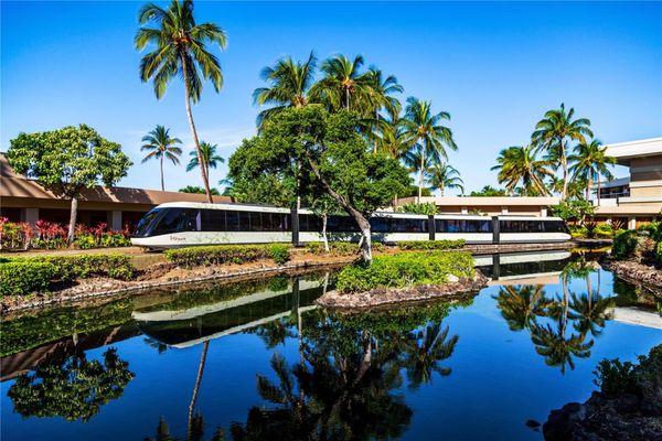 Hilton Waikoloa Village by null