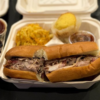 Gorilla Barbeque - Sandwich Combo w/ Mac & Cheese - Barbeque Near Me - Pacifica, California