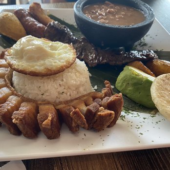 Fonda Sabaneta - Bandeja paisa - Colombian Near Me - Miami, Florida