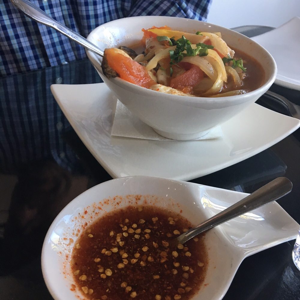 Bree Thai Restaurant - Thai Near Me - Chicago, Illinois