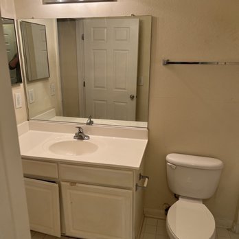 20 Lambourne - Bathroom - Apartments Near Me - Towson, Maryland