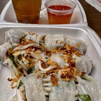 Banh Cuon Thanh Tri - Vietnamese Near Me - Garden Grove, California