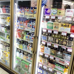 Fast Break - Great selection of craft beer .. Rotate every week ... Check on beer menu and face book also