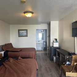 Hillcrest Inn