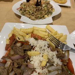 Chaufa De Mariscos & Lomo Saltado