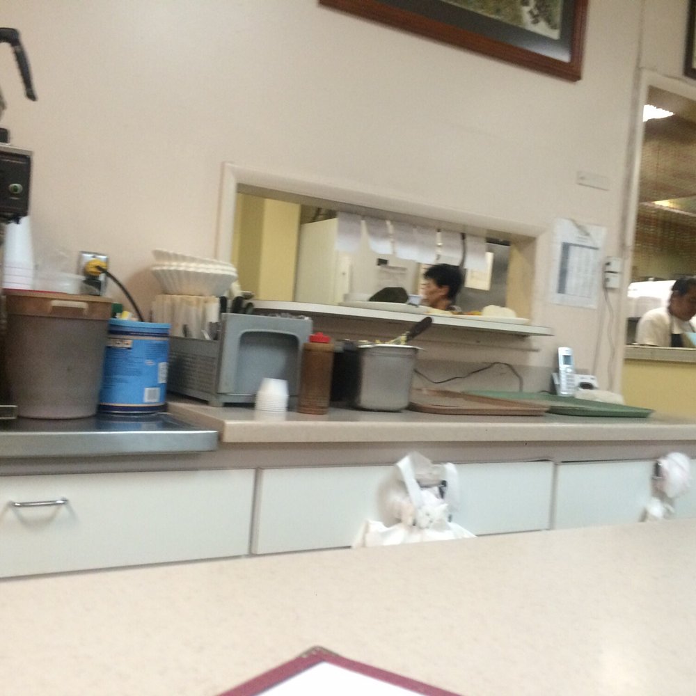 Hannara Restaurant - Inside restaurant 7/2015 - American Near Me - Waianae, Hawaii Hannara Restaurant - Inside restaurant 7/2015 - American Near Me - Waianae, Hawaii
