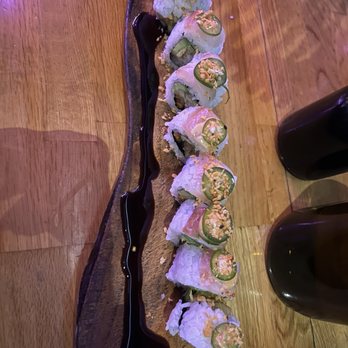 Lucky Robot Restaurant - Sushi Bars Near Me - Austin, Texas Lucky Robot Restaurant - Sushi Bars Near Me - Austin, Texas