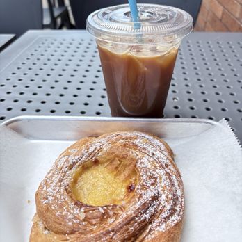 Mr  Rabbit - Coffee & Tea Near Me - Philadelphia, Pennsylvania