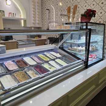 Booza Delight - Gelato, notice the colors of Gelato, not a lot of artificial food coloring. - Ice Cream & Frozen Yogurt Near Me - Dearborn Heights, Michigan