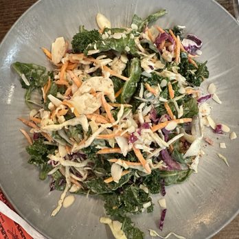 Hawkers Alley - Kale salad - American Near Me - Cincinnati, Ohio