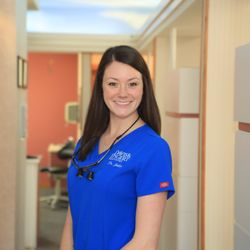 Davis & Engert Dentistry - Dr. Julie K. Davis