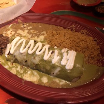 Salsa & Beer - Spicy Green Burrito w/ shredded beef - Mexican Near Me - Van Nuys, California Salsa & Beer - Spicy Green Burrito w/ shredded beef - Mexican Near Me - Van Nuys, California