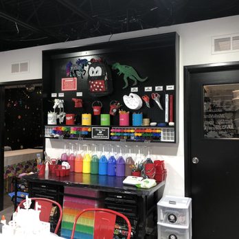 Craft Bar - Art Classes Near Me - Woodland Hills, California Craft Bar - Art Classes Near Me - Woodland Hills, California