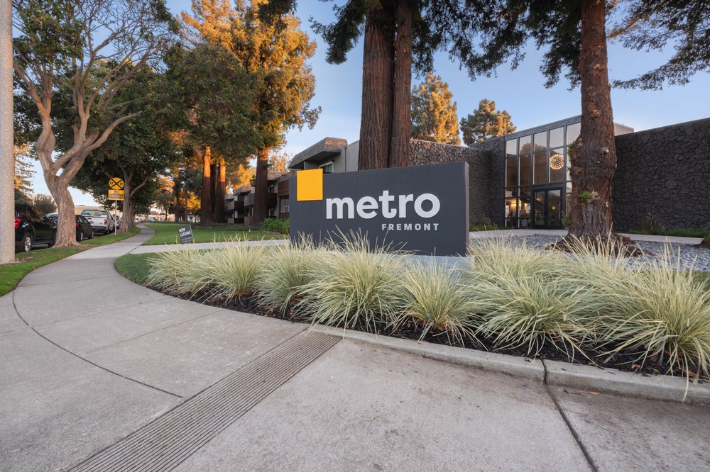 METRO FREMONT APARTMENTS Updated October 2024 15 Photos 4444 Hansen Ave, Fremont
