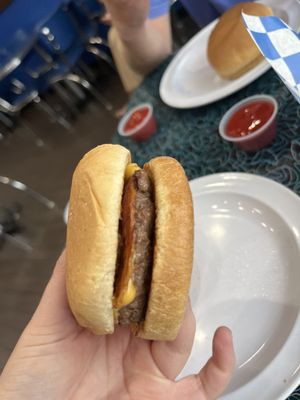 Charlies Hamburgers by null