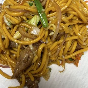 Oh Dumpling - Beef Lo Mein - Asian Fusion Near Me - Greenwood Village, Colorado Oh Dumpling - Beef Lo Mein - Asian Fusion Near Me - Greenwood Village, Colorado