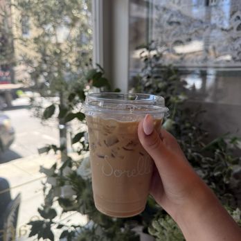 Sorelle Mercato - Banana's Foster Latte - New American Near Me - Charleston, South Carolina