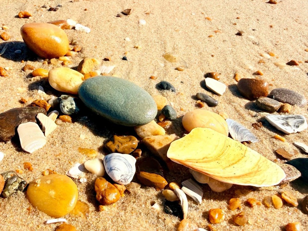 Chic's Beach Logo