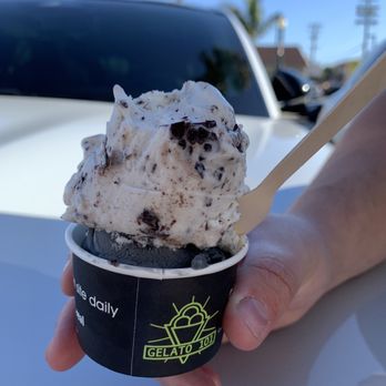 Gelato 101 - Stracciatella and Black Vanilla - Gelato Near Me - Encinitas, California