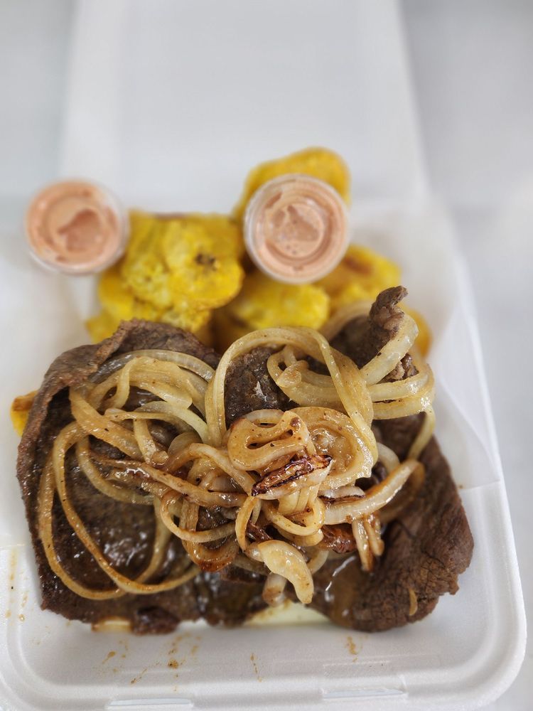 Manin Food Truck Logo