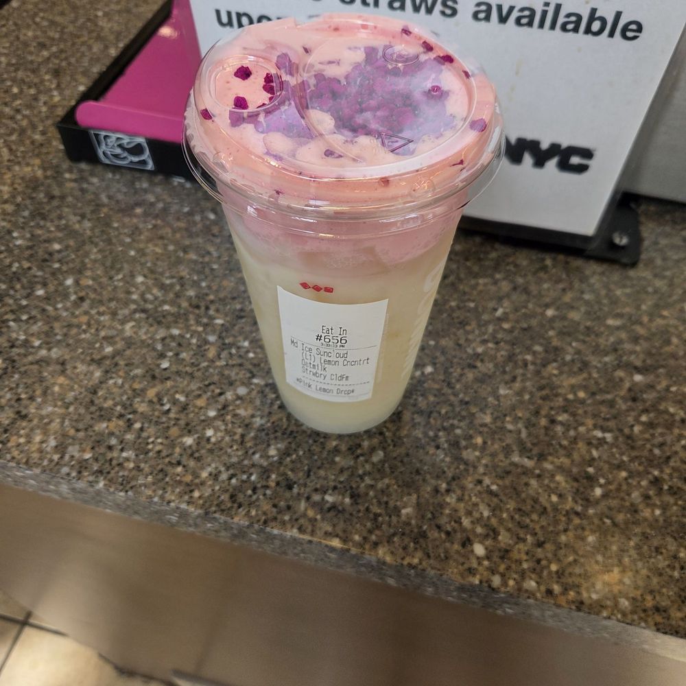 HeyTea TeaBar - Coffee & Tea Near Me - New York, New York
