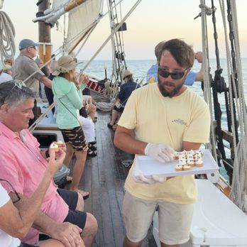 Schooner Appledore - Boat Charters Near Me - Key West, Florida Schooner Appledore - Boat Charters Near Me - Key West, Florida