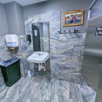 Unbranded Tavern & Kitchen - Bars Near Me - El Paso, Texas Unbranded Tavern & Kitchen - Bars Near Me - El Paso, Texas