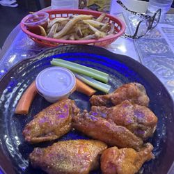 Longhorn Icehouse - Buffalo lemon pepper Winning Wings