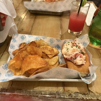 Peacemaker Lobster and Crab - Maine Lobster Roll - Seafood Near Me - Saint Louis, Missouri Peacemaker Lobster and Crab - Maine Lobster Roll - Seafood Near Me - Saint Louis, Missouri