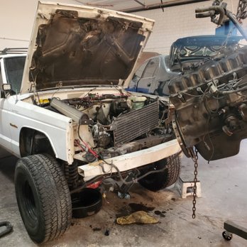 Revolver Mechanic - Jeep motor being pulled for rebuild. - Auto Repair Near Me - Las Vegas, Nevada Revolver Mechanic - Jeep motor being pulled for rebuild. - Auto Repair Near Me - Las Vegas, Nevada