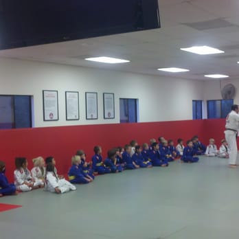 Gracie Barra Encinitas - Martial Arts Near Me - Encinitas, California Gracie Barra Encinitas - Martial Arts Near Me - Encinitas, California