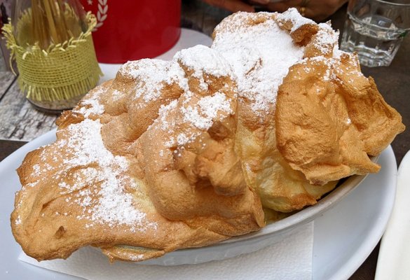 Heindl's Schmarren & Palatschinkenkuchl by null