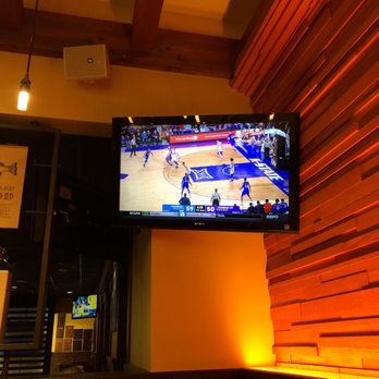 Outback Steakhouse - TV in waiting area - Steakhouses Near Me - Henderson, Nevada