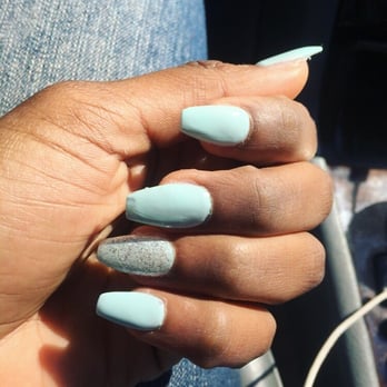 Orchid nails - A little chipped at the end because I bumped them too hard while driving home - Nail Salons Near Me - Humble, Texas Orchid nails - A little chipped at the end because I bumped them too hard while driving home - Nail Salons Near Me - Humble, Texas